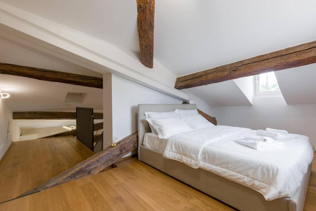 Luxury Design Apt With Amazing View Appartement Verona Buitenkant foto